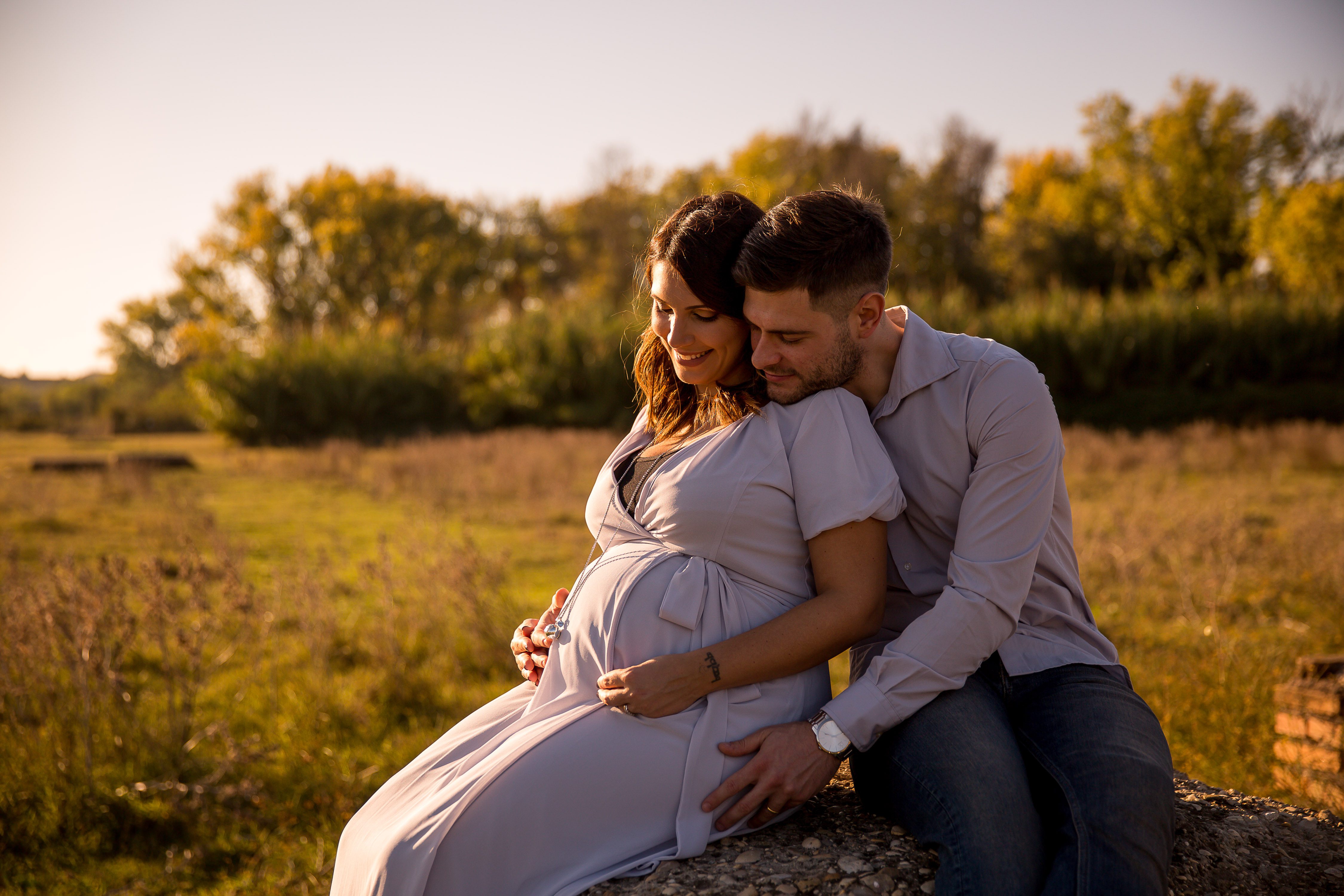 Servizio fotografico di gravidanza al Parco della Caffarella