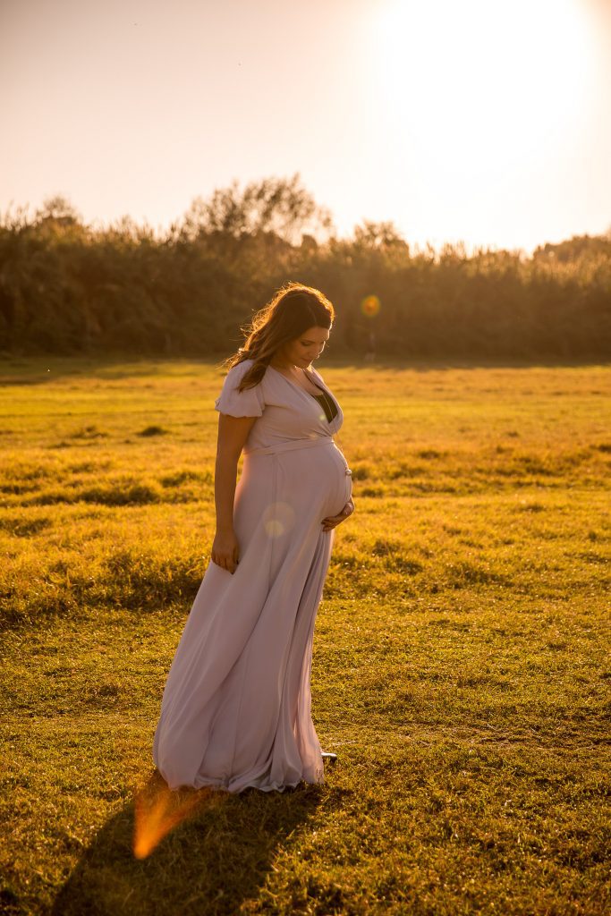 servizio fotografico gravidanza parco della caffarella 033 683x1024 - Servizio fotografico di gravidanza al Parco della Caffarella