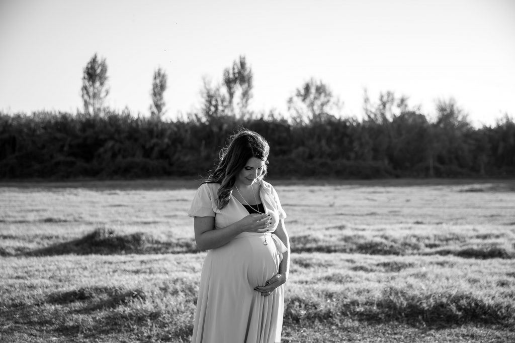 servizio fotografico gravidanza parco della caffarella 036 1024x683 - Servizio fotografico di gravidanza al Parco della Caffarella